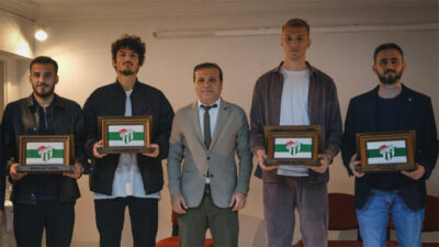 Bursaspor’da okul ziyaretleri sürüyor