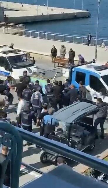 Bursa’da zabıtadan sahil işgaline darbe