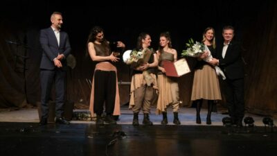 Bursa’da Tiyatro Festivali: “Amazonlar” sahnelendi