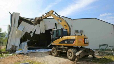 Bursa’da kaçak binalar yıkılıyor!