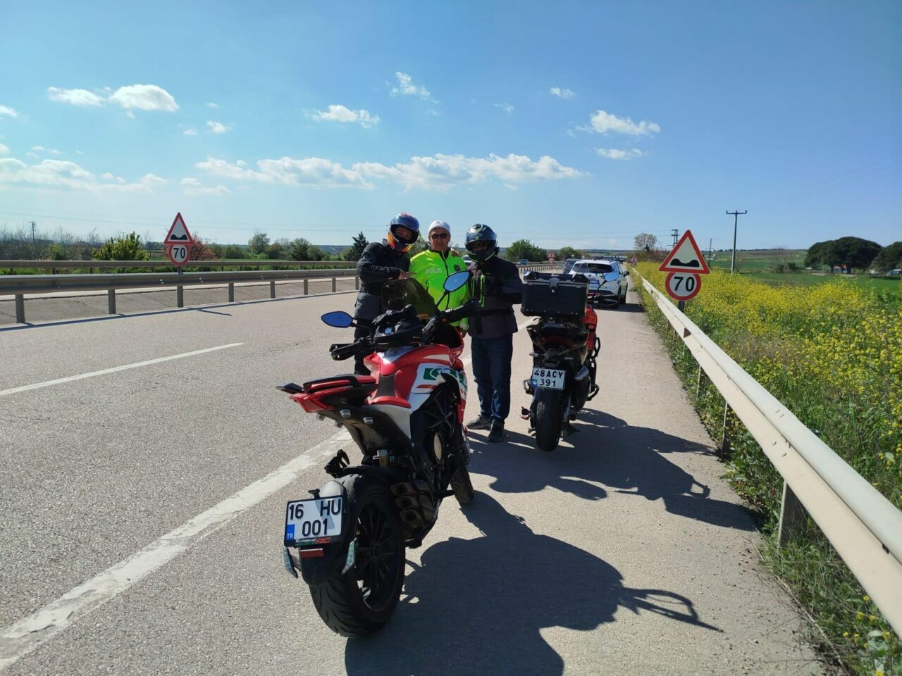 Bursa’da trafik ekiplerinden motosikletlilere denetim Bursa’da trafik ekiplerinden motosikletlilere denetim