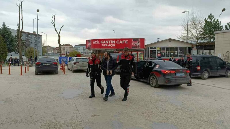 Bursa’da hakkında dolandırıcılık suçlarından yakalama kararı olan yabancı uyruklu şahıs,