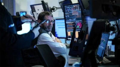 Piyasalarda ikinci tarife dalgası: Borsalar kayıp, petrol dipte