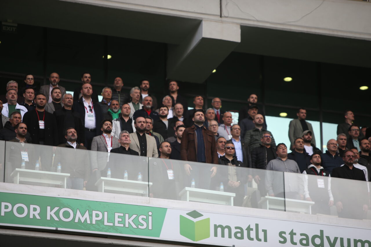 Bursaspor Başkanı Enes Çelik’ten önemli bilgilendirme