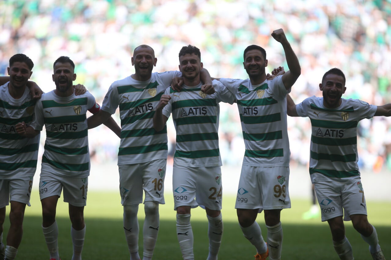 Bursaspor’da ilki yaşadı Bursaspor’da ilki yaşadı