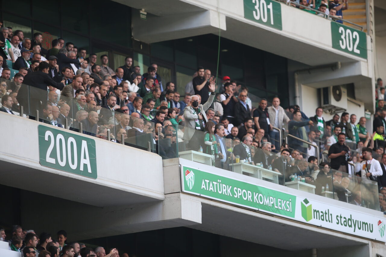 Başkan Mustafa Bozbey’den Bursaspor’a Avrupa hedefi