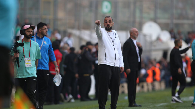 Bursaspor’un hocası Çağlayan’dan maç sonrası önemli açıklamalar