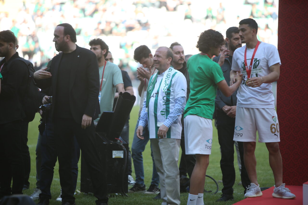 Bursaspor’un büyük sponsoru Matlı’dan mesaj; ‘Başkanımızın beni de heyecanlandıran projeleri var’