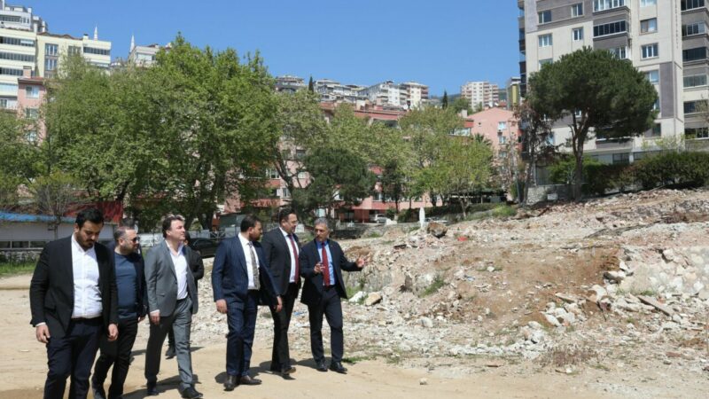 Bursa’nın en riskli ilçesinde kentsel dönüşüm adımı Gemlik Belediyesi, Bursa Büyükşehir Belediyesi ile iş birliği içerisinde yürüttüğü