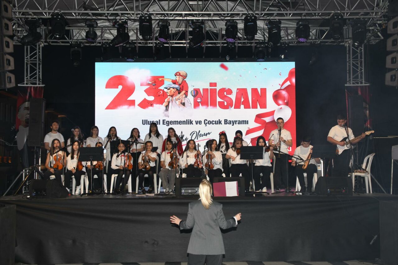 Osmangazi’de Gençlik Orkestrası ve Korosu’ndan 23 Nisan konseri