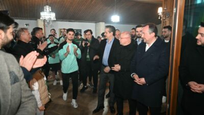 Faruk Çelik’ten Bursasporluları heyecanlandıran sözler; ‘Başkanınız yakın zamanda müjdesini verecek’