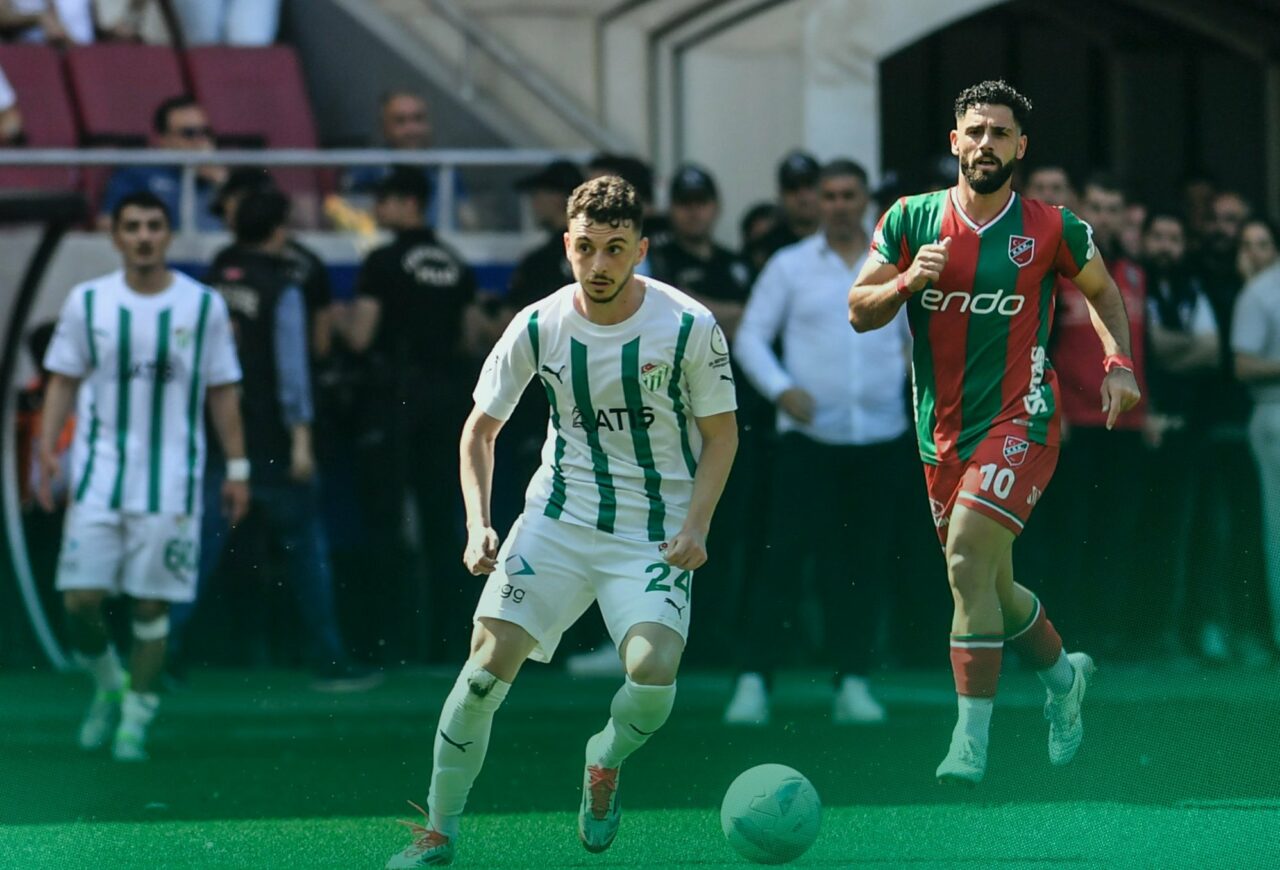 Bursaspor İzmir’de istediği vedayı yapamadı! Canın sağ olsun şampiyon… Bursaspor İzmir’de istediği vedayı yapamadı! Canın sağ olsun şampiyon…