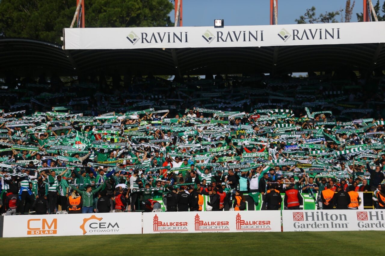 Bursaspor tribünleri koreografi şova hazır!