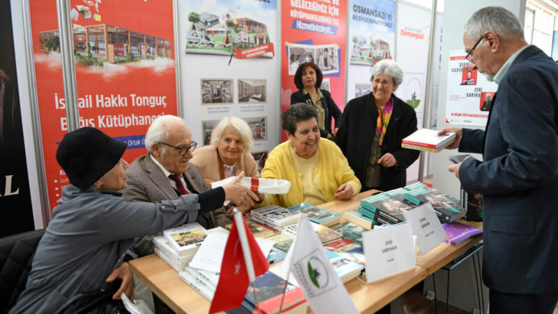 Osmangazi Belediyesi, Türkiye’nin en büyük kitap etkinliklerinden biri olan Bursa