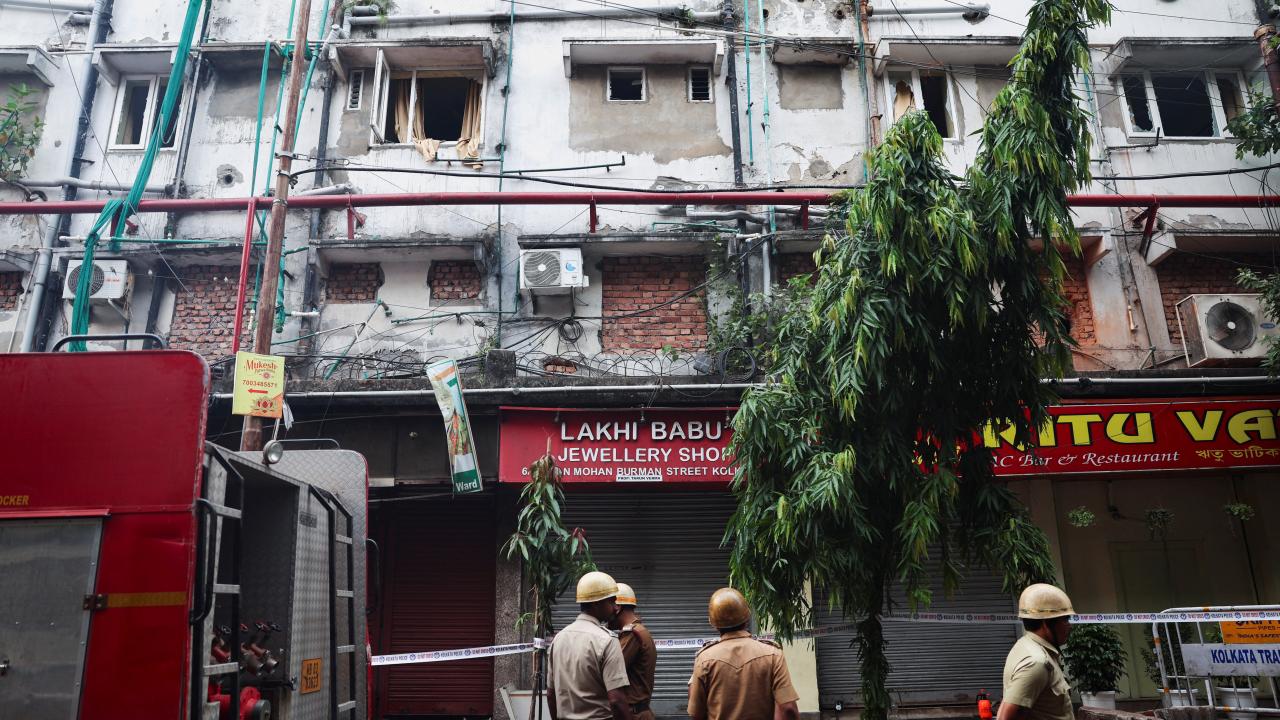 Otelde yangın faciası: 15 ölü Otelde yangın faciası: 15 ölü