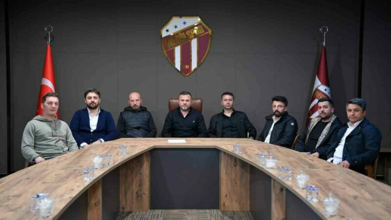 Bursa ekibinden flaş kongre kararı! İnegölspor’da olağanüstü kongre kararı alan Başkan Abdurrahman Maksutlar, basın toplantısı