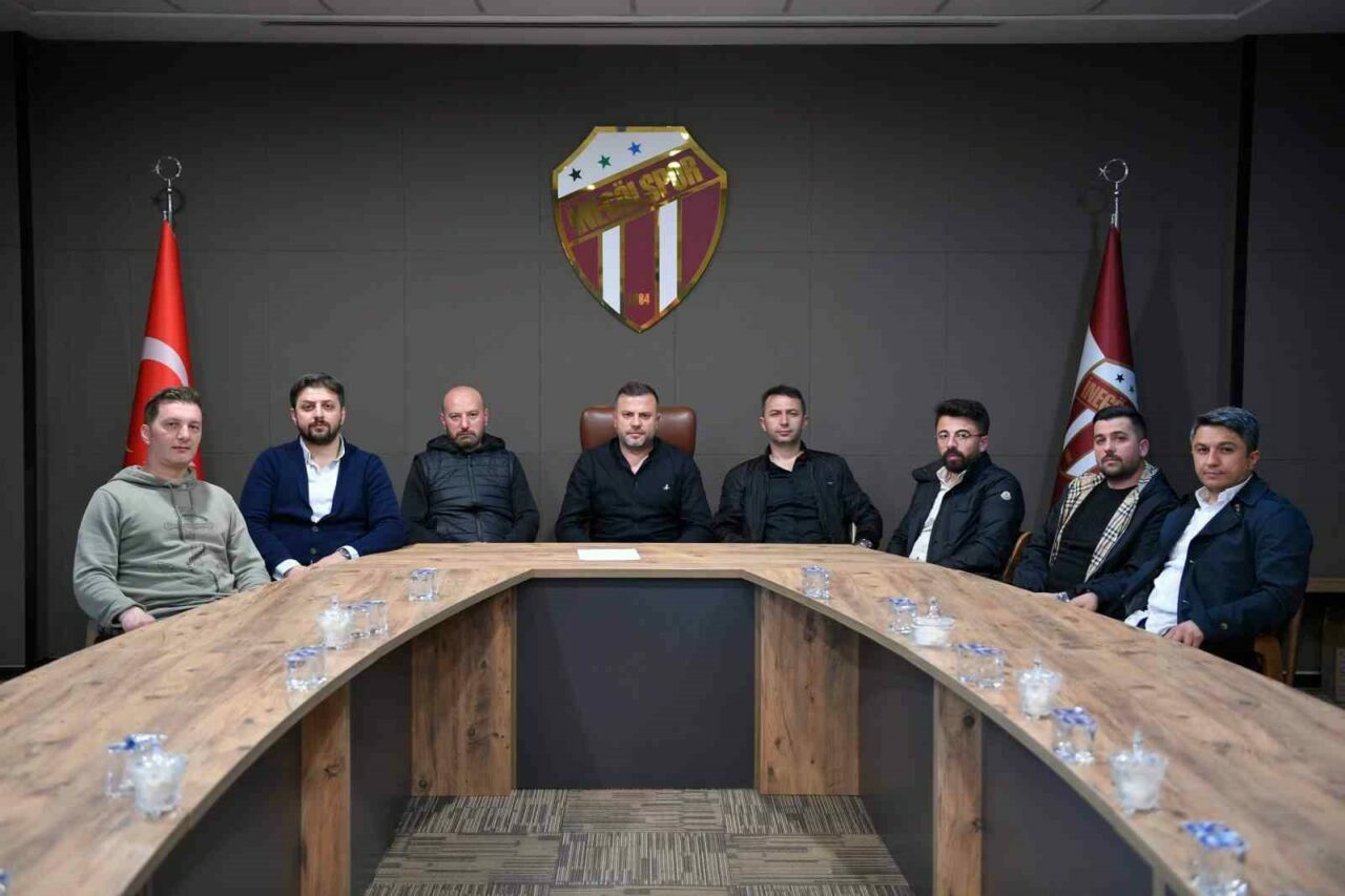 Bursa ekibinden flaş kongre kararı! Bursa ekibinden flaş kongre kararı!