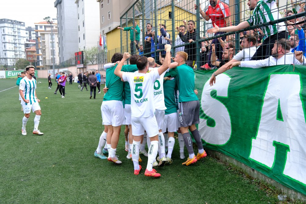 Lider Bursaspor, Kahramanmaraş’ta 3 puan avında! Kritik maç saat kaçta hangi kanalda?