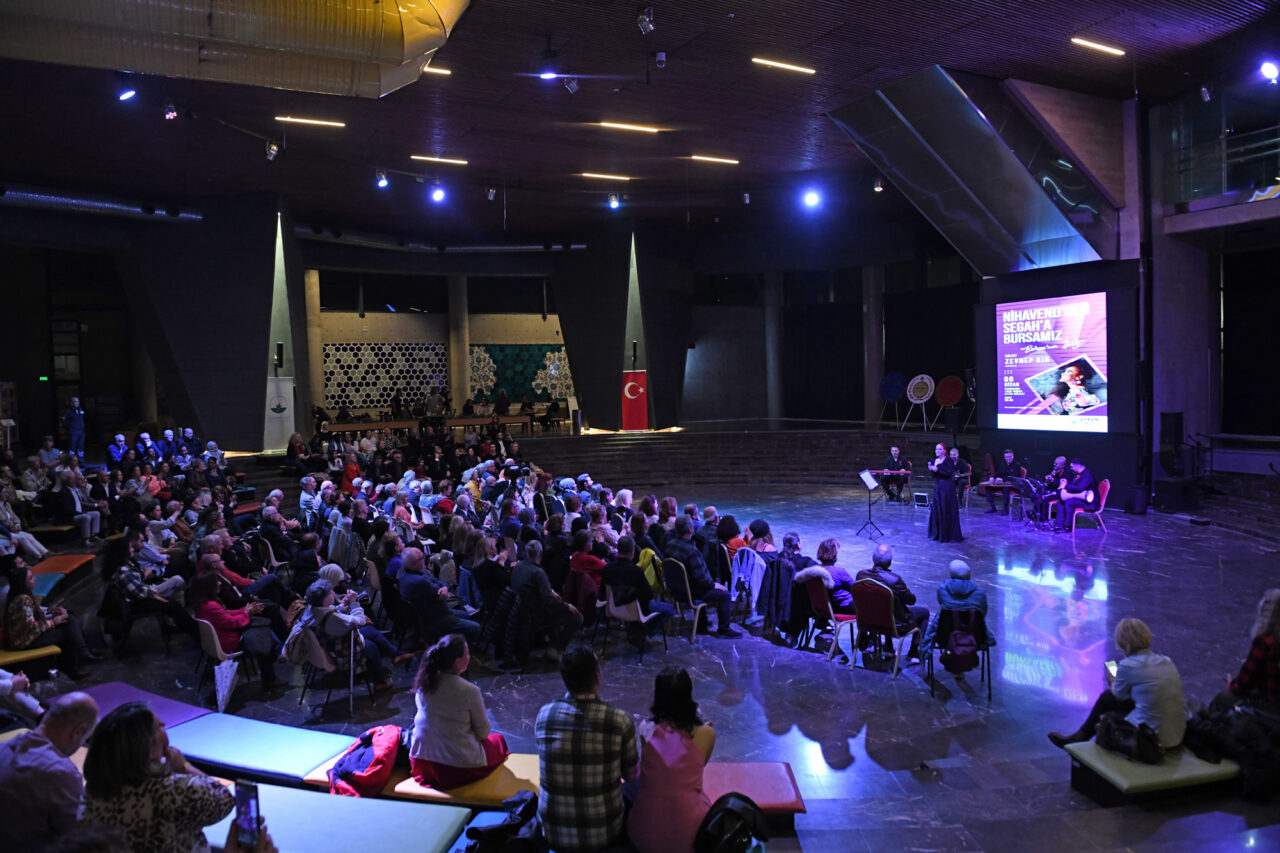 Türk Sanat Müziği’nin seçkin eserleri Osmangazi’de yankılandı Türk Sanat Müziği’nin seçkin eserleri Osmangazi’de yankılandı