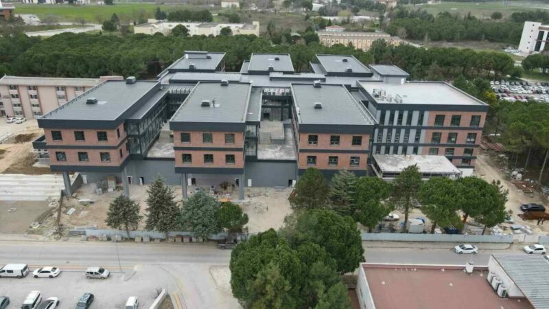 Bursa Uludağ Üniversitesi’nin (BUÜ) Türkiye’deki ilk örneklerden birisi olan Merkezi