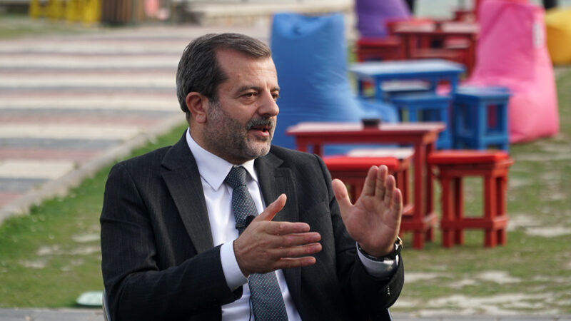 Gürsu Belediye Başkanı Mustafa Işık: ‘Havamız o kadar da korkunç değil’ Gürsu Belediye Başkanı Mustafa Işık, “Gürsu’yu, İnegöl ve Kestel'le aynı