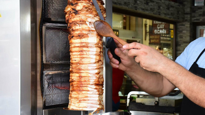 Tavuk döner zehirlenmesinde kritik uyarı: Ölümle sonuçlanabilir