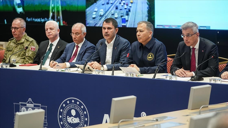 Bakanlar AFAD Kriz Merkezi’nde