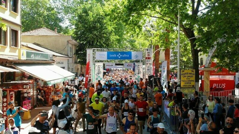 Bursa’da yarın başlıyor! 3 gün sürecek İznik Ultra Maratonu, 18-20 Nisan’da, İznik’te gerçekleşecek. Birçok ülkeden binlerce