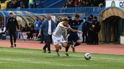 3. Lig’deki Bursa temsilcisi,  İzmir’de galibiyet peşinde