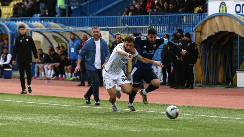 3. Lig’deki Bursa temsilcisi,
İzmir’de galibiyet peşinde Nesine 3.Lig 4. Grup’taki temsilcimiz Bursa Nilüfer FK, bugün İzmir