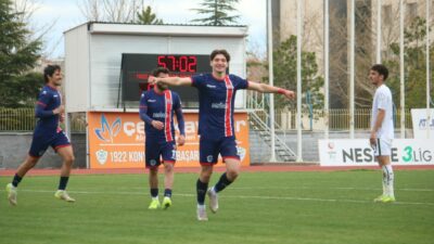 Paşa Konya’da üçlük attı: 1-0