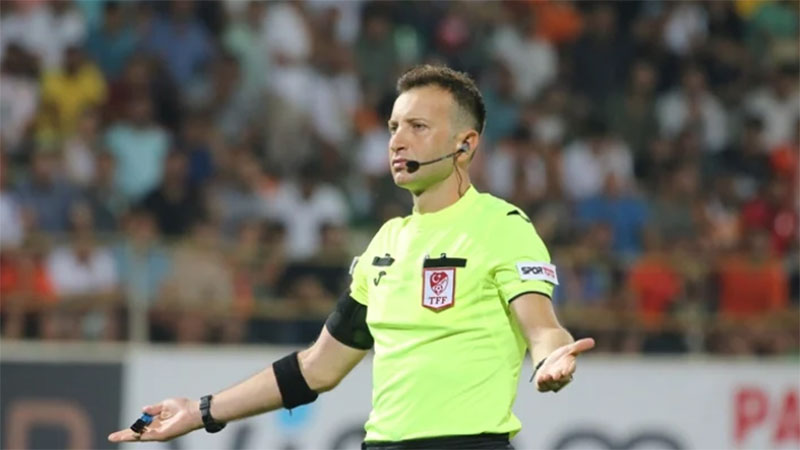Fenerbahçe-Beşiktaş derbisinin hakemi belli oldu