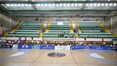 Yıldırım Belediyesi’nden okullara spor desteği