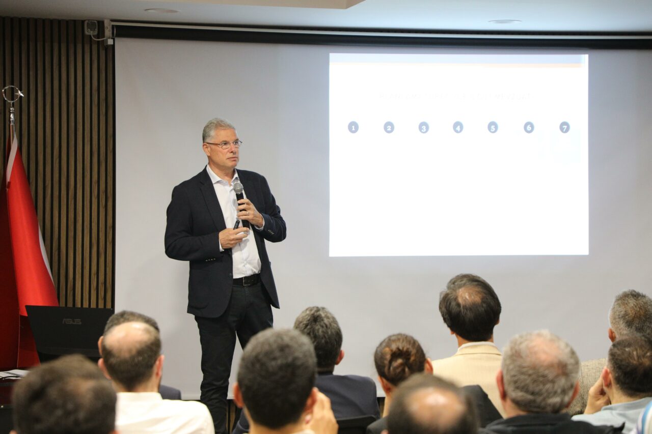 Bursa’da sürekli iptal edilen imar planlarında yeni gelişme! Başkan Dalgıç güzel haberi duyurdu…