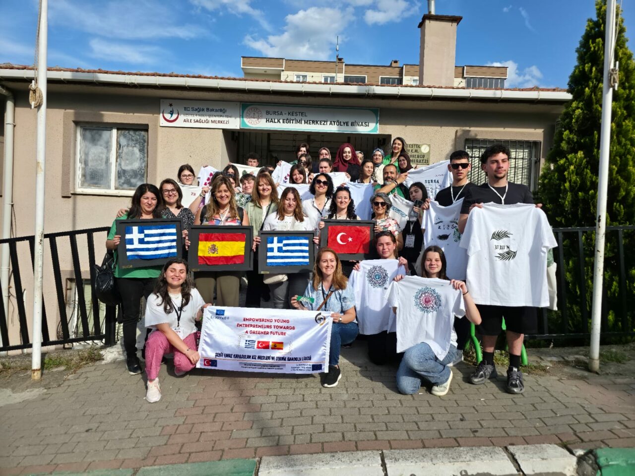 Kestel Şehit Emre Karaaslan Kız Mesleki ve Teknik Anadolu Lisesi’nden kültürel işbirliği