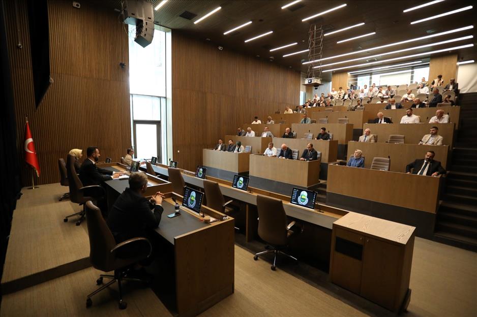 İnegöl Belediyesi 2024 bütçesi oy çokluğu ile kabul edildi