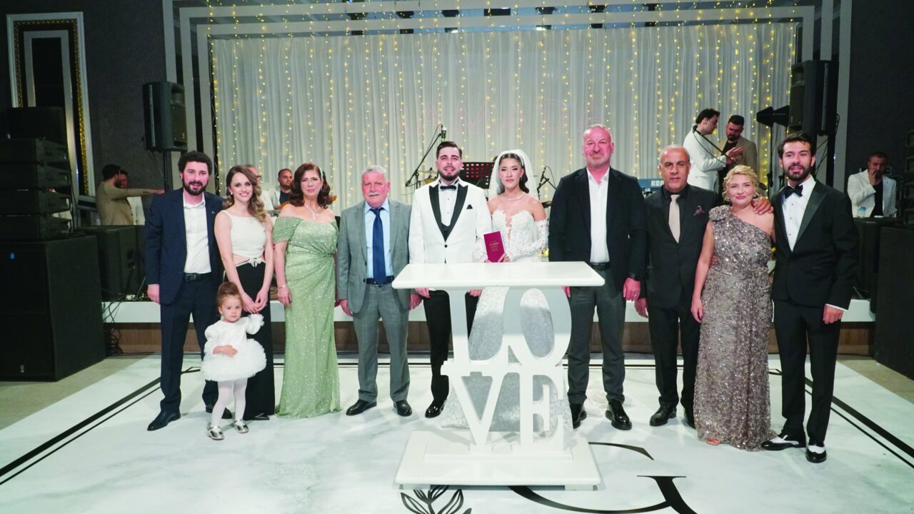 Bursa’nın tanınmış Berber ve Taşdemir ailelerinin en mutlu günü