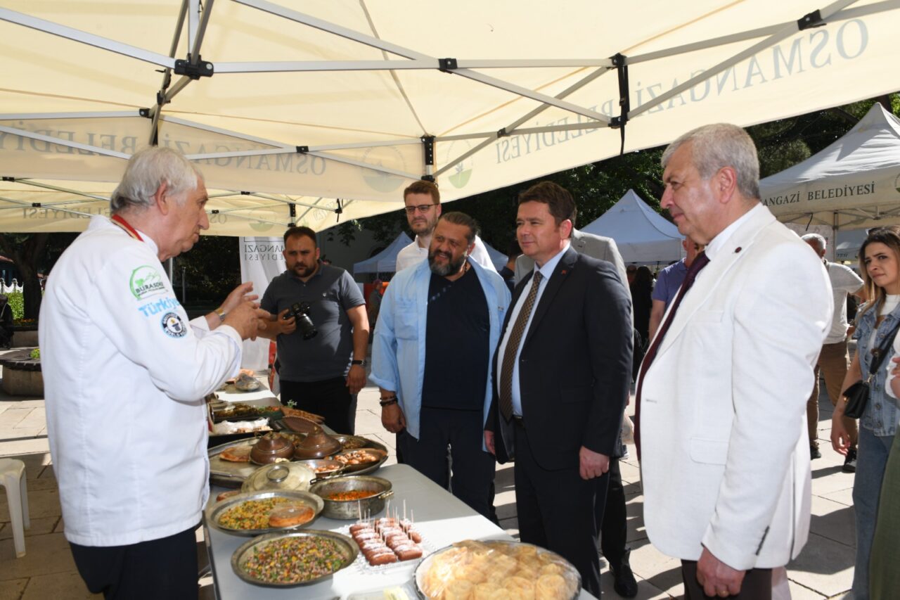 Asırlık tariflerle Bursa’nın lezzetleri Osmangazi’de tanıtıldı Asırlık tariflerle Bursa’nın lezzetleri Osmangazi’de tanıtıldı