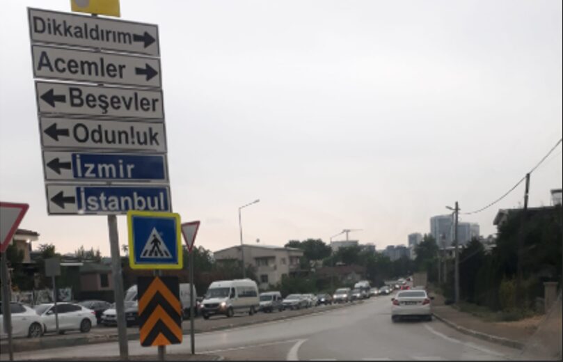 Bursa’nın bu yolu alarm veriyor!