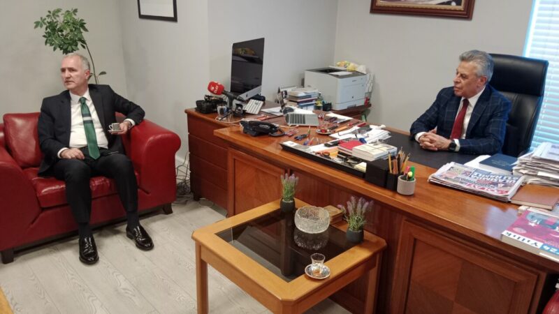 Yeni İnegöl için stratejik plan Olay Gazetesi Yazarı Ahmet Emin Yılmaz, İnegöl Belediye Başkanı Alper