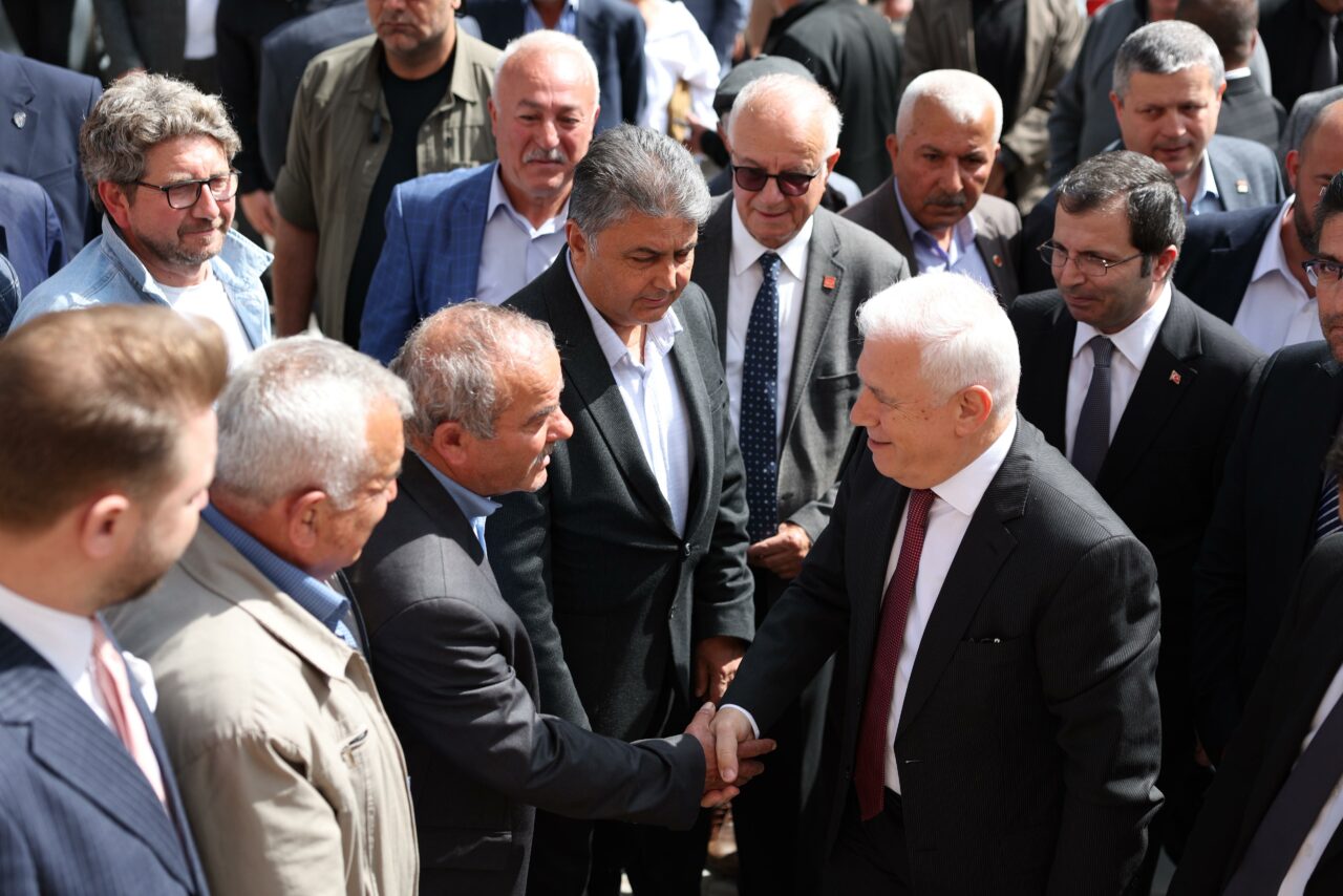Başkan Bozbey’den Orhaneli’ye ziyaret: ‘Kenti hep beraber yönetiyoruz’