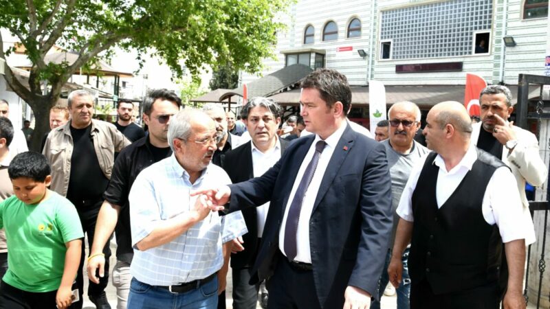Osmangazi ilçesinde yaşayan vatandaşlarla sık sık biraya gelen Osmangazi Belediye