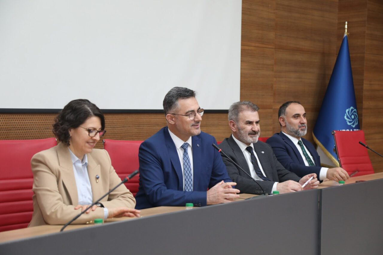 Bursa Teknik Üniversitesi Rektörü Naci Çağlar’dan yurt müjdesi Bursa Teknik Üniversitesi Rektörü Naci Çağlar’dan yurt müjdesi