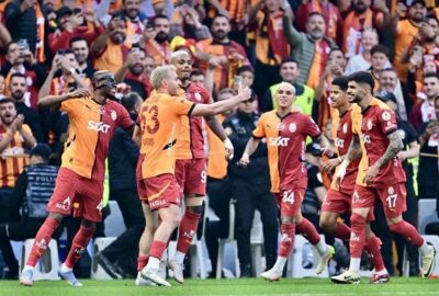 Şampiyon Galatasaray 5.yıldızı taktı