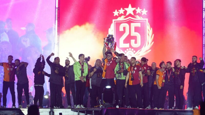 Galatasaray’da çılgın gelir: Kutlamalardan gelen para belli oldu Eray Yazgan, şampiyonluk kutlamalarında 250 milyon TL'den fazla gelir kazandıklarını