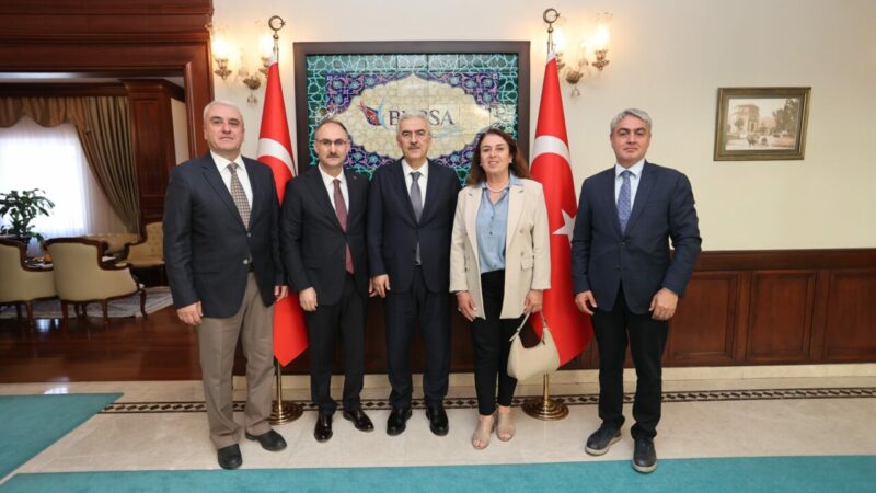 Kayak Federasyonu’nun Bursalı Başkanı Süleyman Şahin’den Vali Ayyıldız’a ziyaret Gençlik ve Spor Bakanlığı Yatırım ve İşletmeler Genel Müdürü, Türkiye