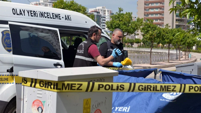 Çöpten kafatası çıktı Çöpten kafatası çıktı