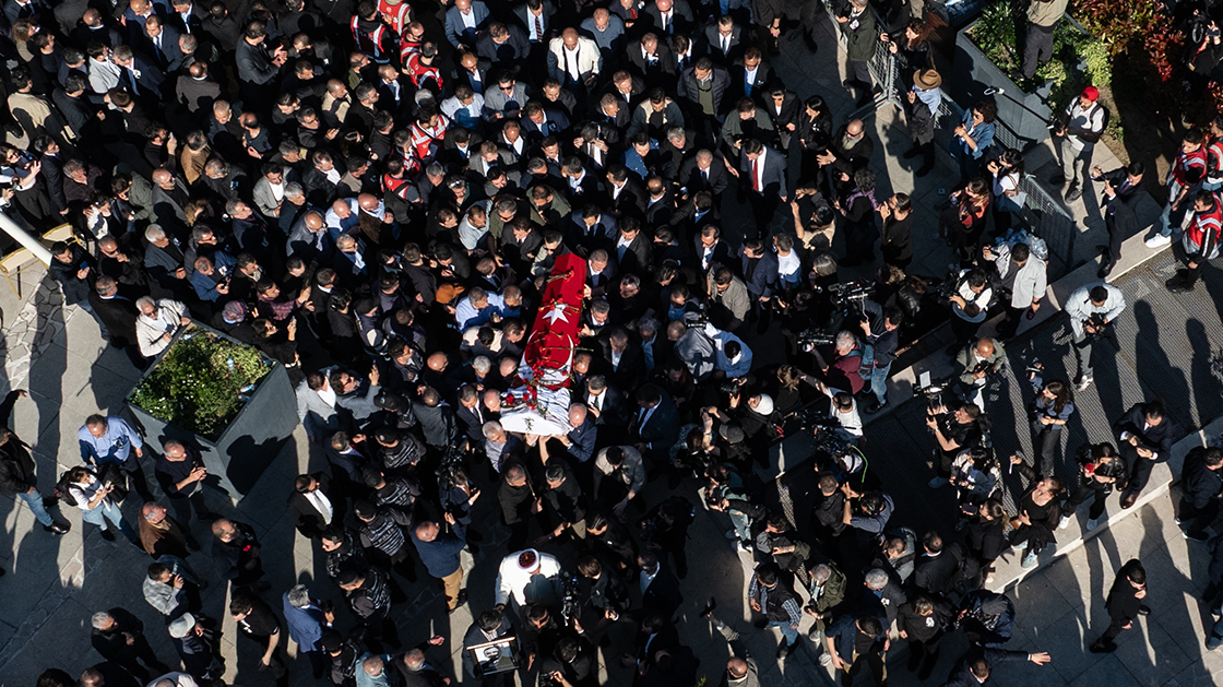 Sırrı Süreyya Önder son yolculuğuna uğurlandı