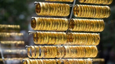 Altın yine düşüşe geçti