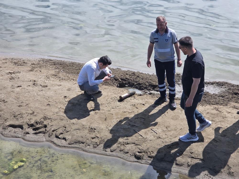 Bursa’nın İznik Gölü’nde 1919 yılına ait bir top mermisi daha